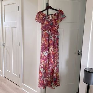 Women’s maxi dress